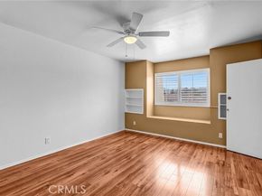 18403 Collins Street B, Tarzana (los Angeles) CA 91356