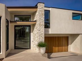 601 N Cedros Avenue, Solana Beach CA 92075