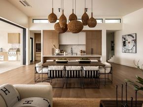 601 N Cedros Avenue, Solana Beach CA 92075