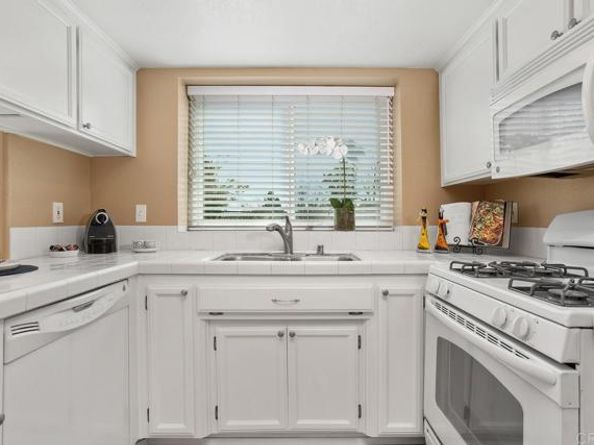 1929 Tecate Glen, Escondido CA 92029