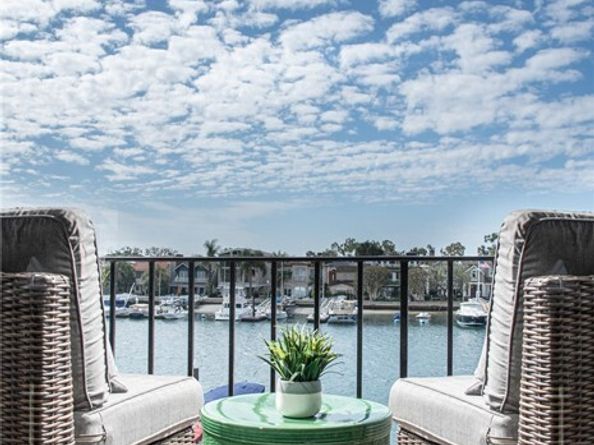 1241 Bayside Drive 209, Corona Del Mar (newport Beach) CA 92625