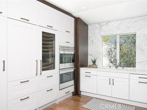 1241 Bayside Drive 209, Corona Del Mar (newport Beach) CA 92625