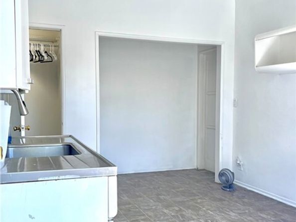 10443 Magnolia Boulevard, North Hollywood (los Angeles) CA 91601