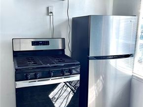 10443 Magnolia Boulevard, North Hollywood (los Angeles) CA 91601