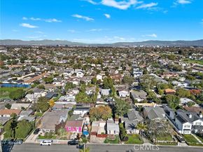 268 Walnut Street, Costa Mesa CA 92627