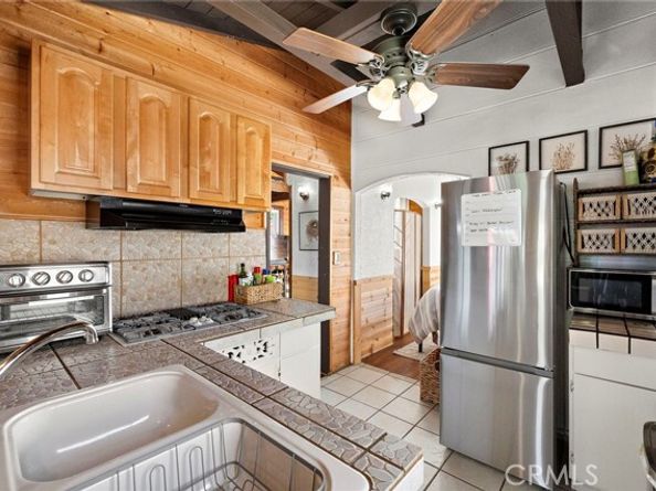 268 Walnut Street, Costa Mesa CA 92627