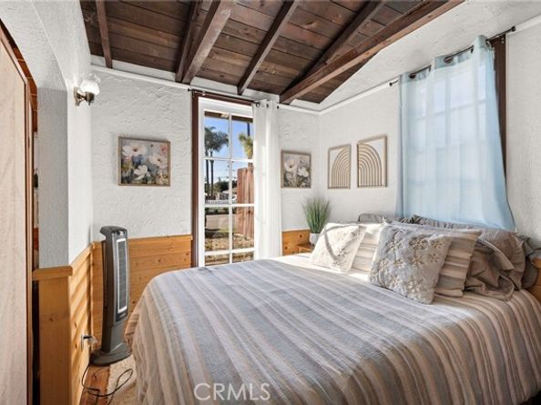 268 Walnut Street, Costa Mesa CA 92627