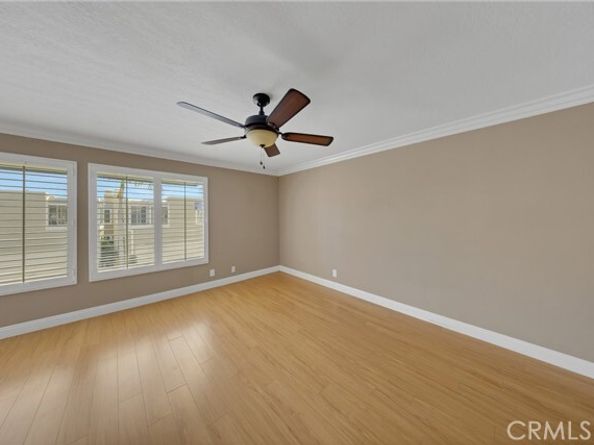 3361 Tempe, Huntington Beach CA 92649