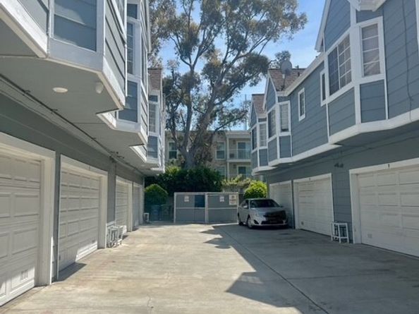 812 Inglewood, Inglewood CA 90302
