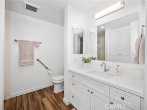 1981 McKinney Way 14K, Seal Beach CA 90740