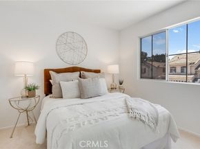 50 Enfilade, Lake Forest (el Toro) CA 92610