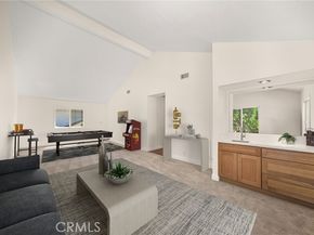 719 S Goldfinch Way, Anaheim CA 92807