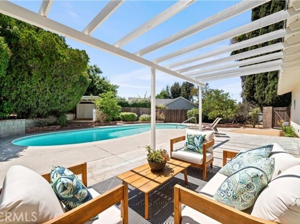 18352 Ludlow Street, Porter Ranch (los Angeles) CA 91326