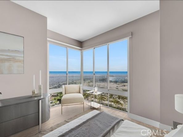 850 E Ocean Boulevard, Long Beach CA 90802
