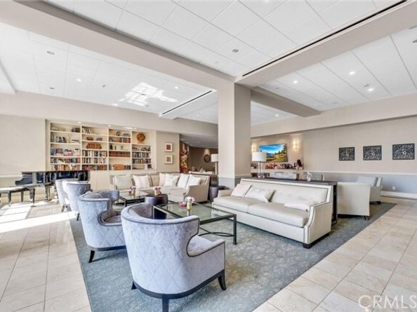 850 E Ocean Boulevard, Long Beach CA 90802