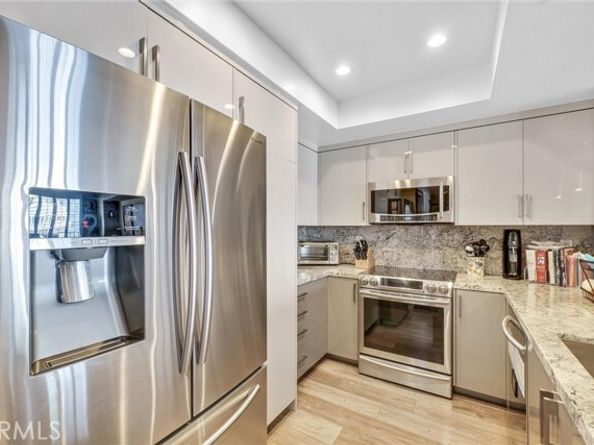 850 E Ocean Boulevard, Long Beach CA 90802