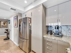 850 E Ocean Boulevard, Long Beach CA 90802