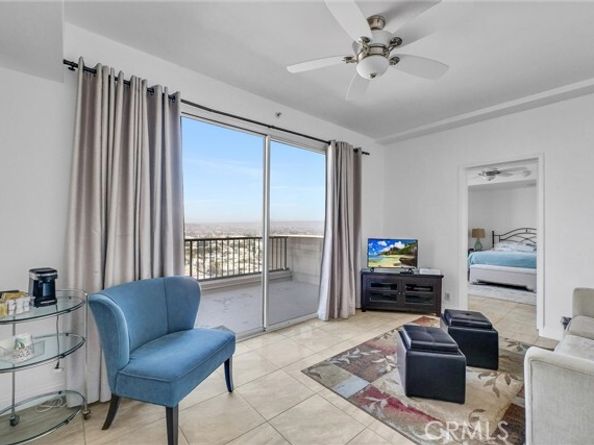 850 E Ocean Boulevard, Long Beach CA 90802