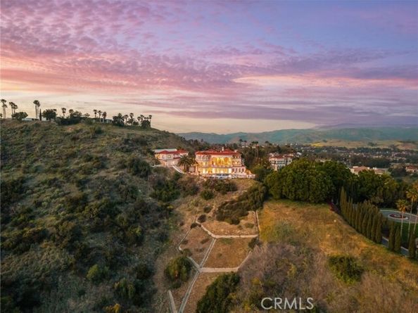 10219 Sunrise Lane, Tustin CA 92705