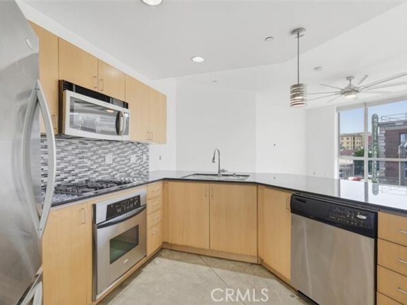 285 W 6th 317, San Pedro (los Angeles) CA 90731
