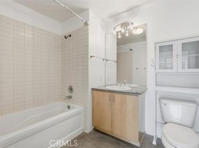 285 W 6th 317, San Pedro (los Angeles) CA 90731