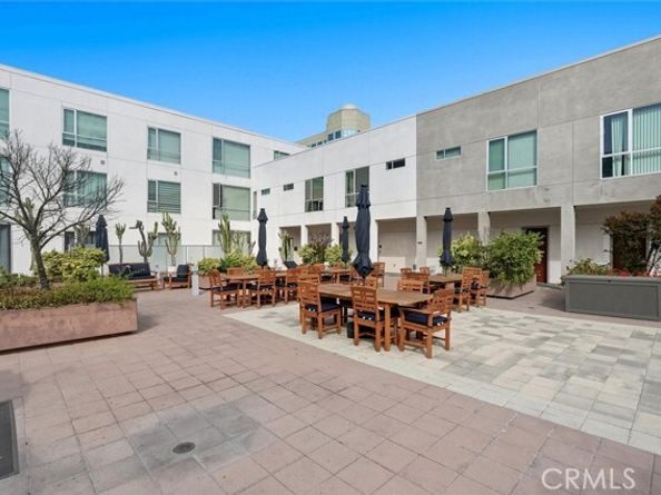 285 W 6th 317, San Pedro (los Angeles) CA 90731