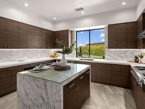2170 Via Nina, La Jolla (san Diego) CA 92037