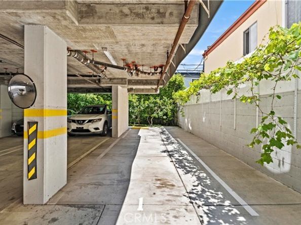 9123 National Blvd. 1, Los Angeles CA 90034