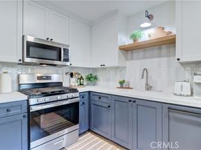 387 Cypress Drive 7, Laguna Beach CA 92651