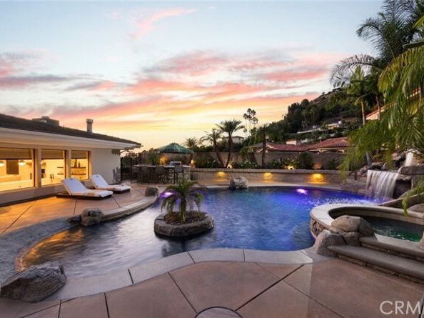 10491 Ridgeway Drive, Tustin CA 92705