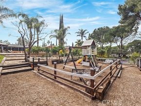 16857 Colven Road, Granada Hills (los Angeles) CA 91344