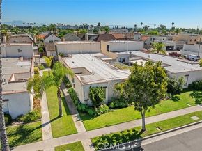 2006 California, Huntington Beach CA 92648