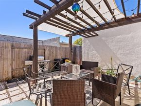 2006 California, Huntington Beach CA 92648