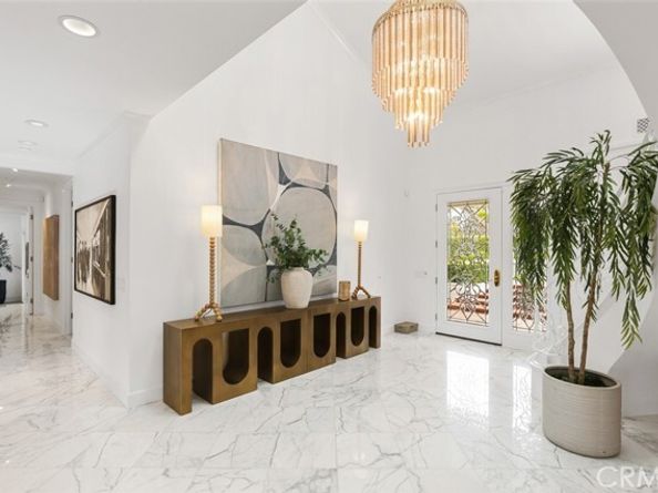 21 Lochmoor, Newport Beach CA 92660