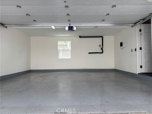 113 N Manhattan Place, Los Angeles CA 90004