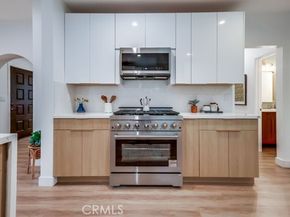 4016 6th Avenue, Los Angeles CA 90008