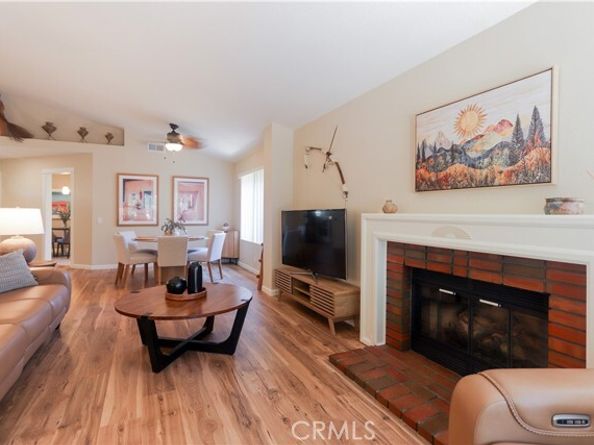 19316 Sycamore Glen, Lake Forest (el Toro) CA 92679