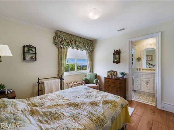 10821 Bronco Circle, Tustin CA 92705