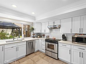 22556 Charwood Circle, Lake Forest (el Toro) CA 92630