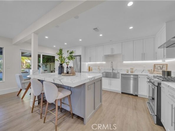 19055 Woodland Way, Lake Forest (el Toro) CA 92679