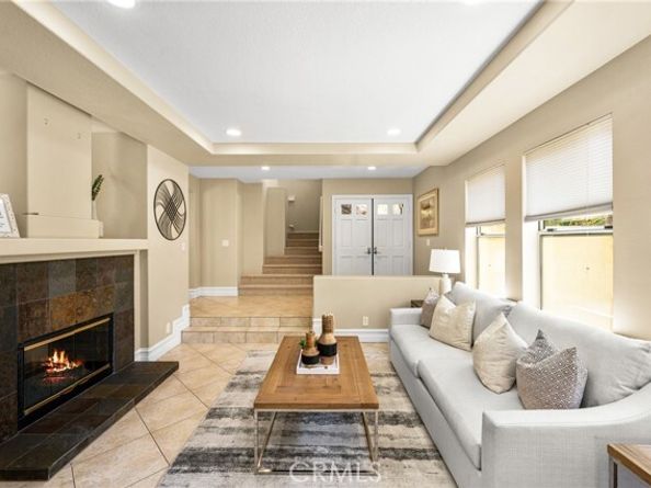 15 Coronado, Lake Forest (el Toro) CA 92610