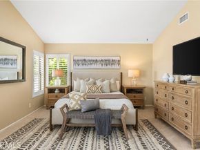 15 Coronado, Lake Forest (el Toro) CA 92610