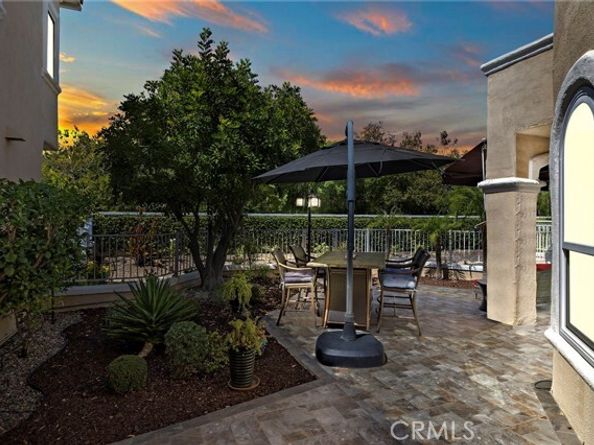 15 Via Barcaza, Laguna Hills CA 92679