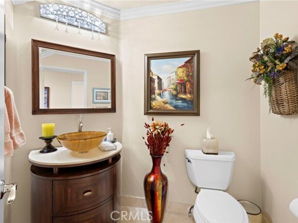 15 Via Barcaza, Laguna Hills CA 92679