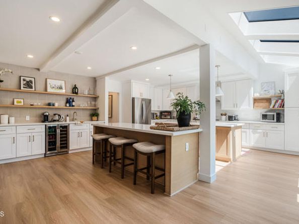 11100 Hortense Street, Toluca Lake (los Angeles) CA 91602