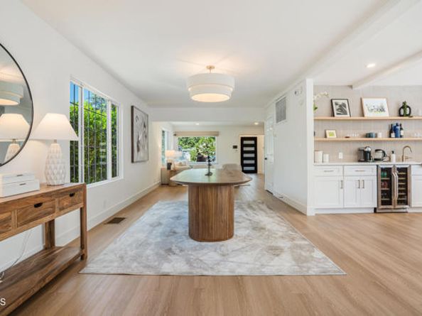 11100 Hortense Street, Toluca Lake (los Angeles) CA 91602