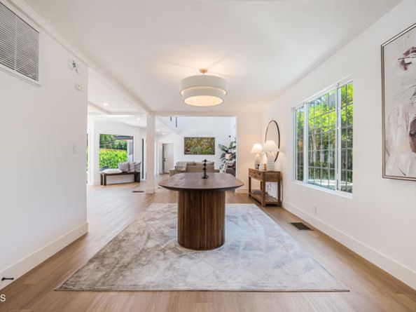 11100 Hortense Street, Toluca Lake (los Angeles) CA 91602
