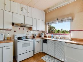 8939 Oswego Street, Sunland (los Angeles) CA 91040