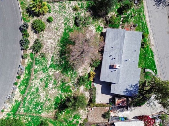 8939 Oswego Street, Sunland (los Angeles) CA 91040