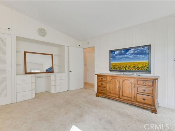 8939 Oswego Street, Sunland (los Angeles) CA 91040
